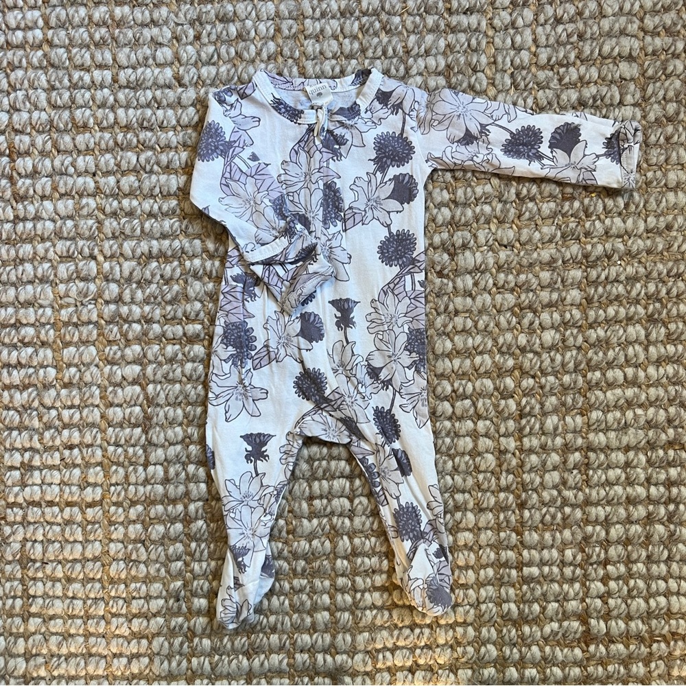 Kate Quinn pajamas